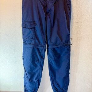 Columbia PFG Omni shade Women's Navy Cargo Zip off Pants/Shorts